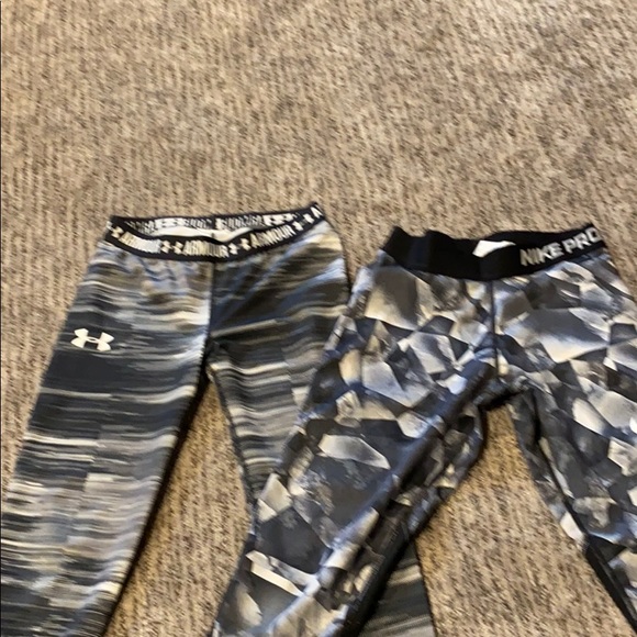 Under armour & Nike leggings - Picture 1 of 1